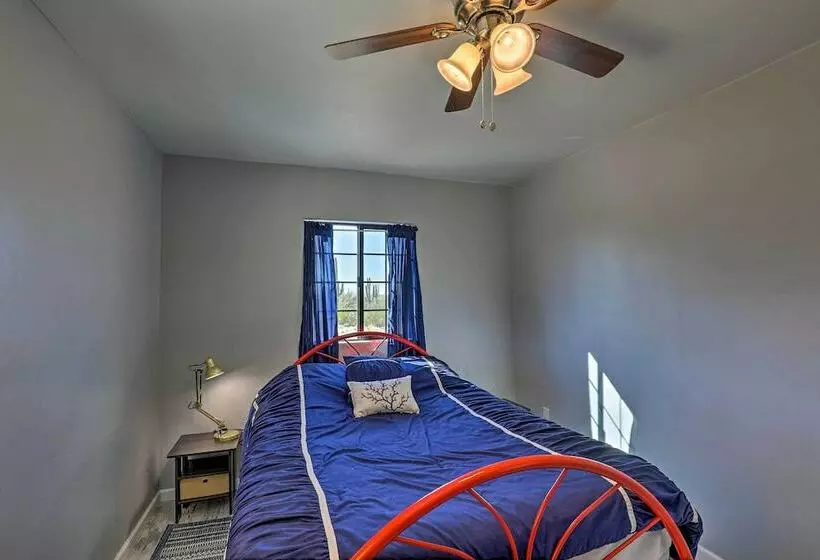 Secluded Marana Home W/ Viewing Decks + Privacy!