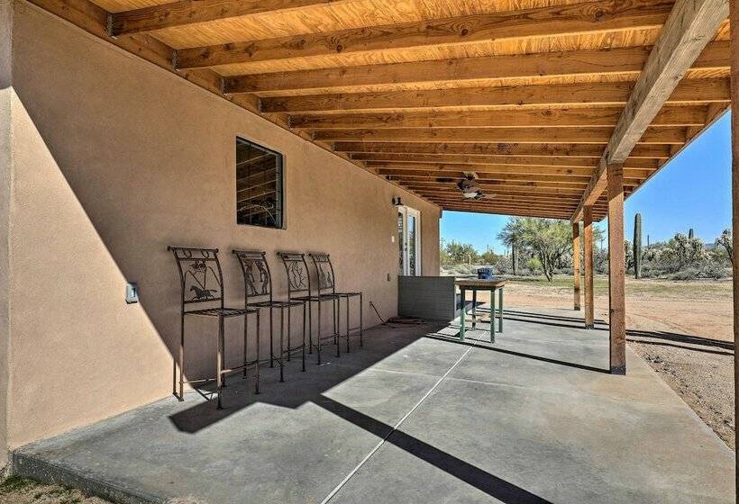 Secluded Marana Home W/ Viewing Decks + Privacy!