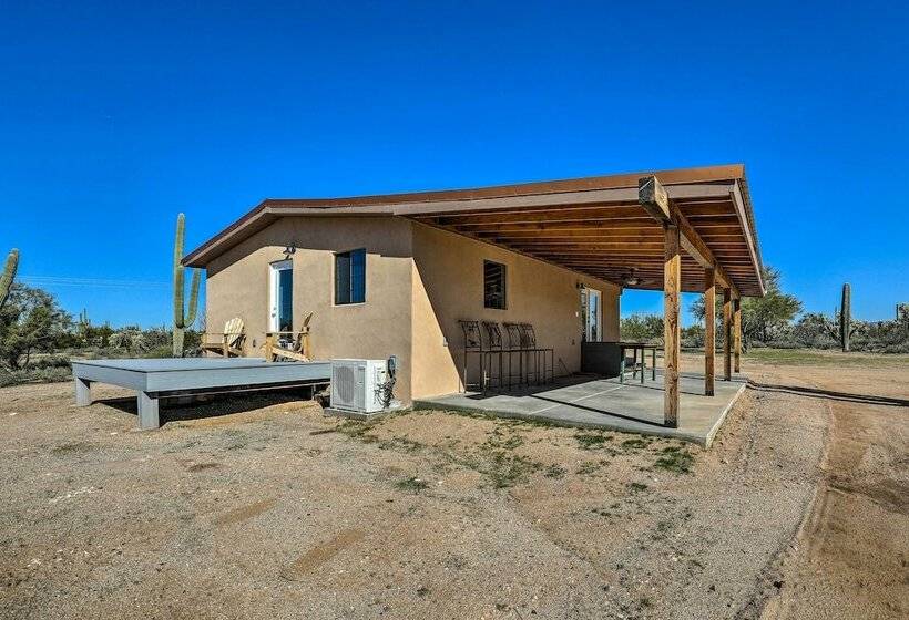 Secluded Marana Home W/ Viewing Decks + Privacy!