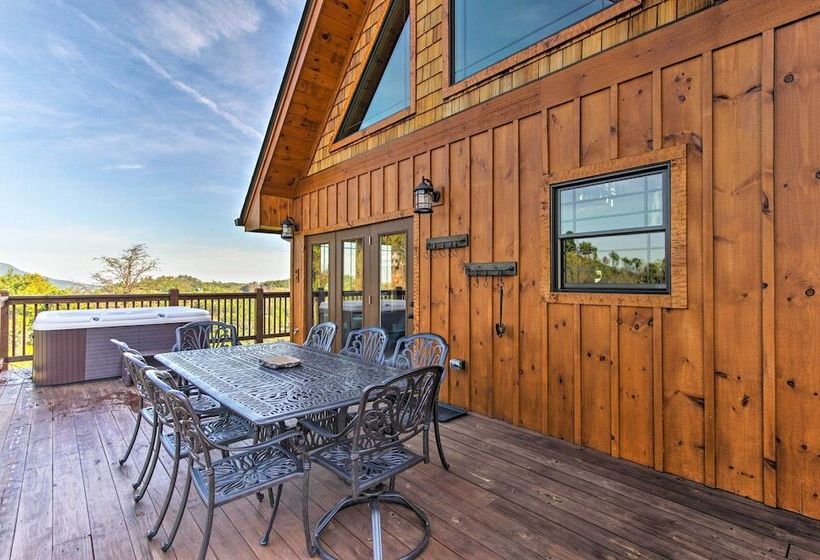 Sevierville Cabin W/ Game Room, Hot Tub & Theater!