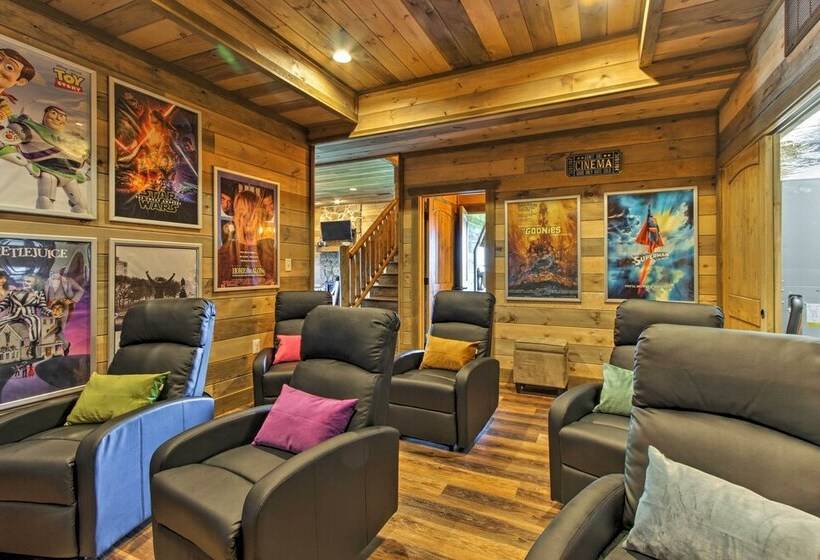 Sevierville Cabin W/ Game Room, Hot Tub & Theater!