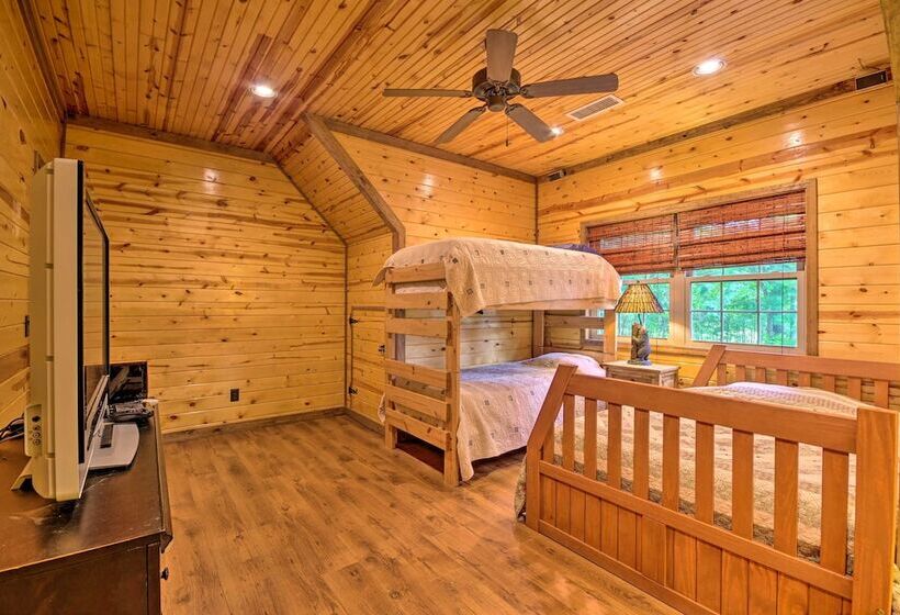 Spacious Family Home W/ Fire Pit On Norfork Lake!