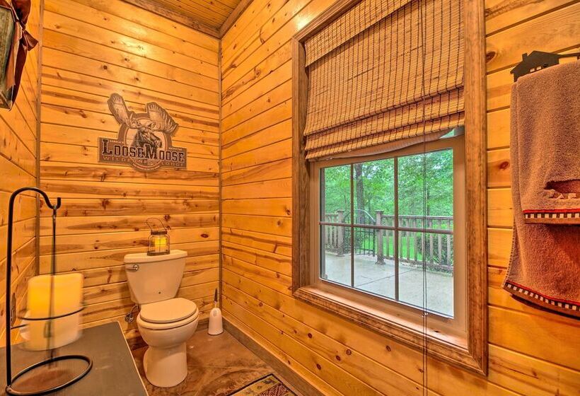 Spacious Family Home W/ Fire Pit On Norfork Lake!