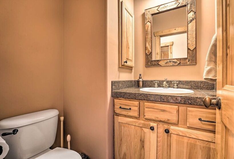 Walk To Dillon Reservoir: Scenic Frisco Cabin