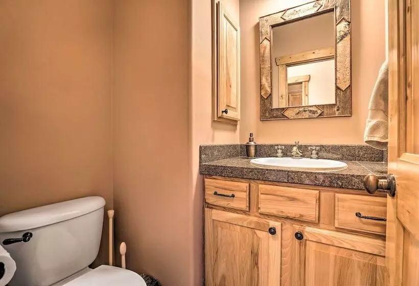 Walk To Dillon Reservoir: Scenic Frisco Cabin