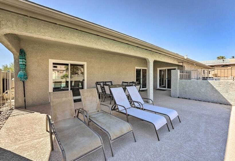 Spacious Home W/ Bbq, 1/2 Mi To Lake Havasu!