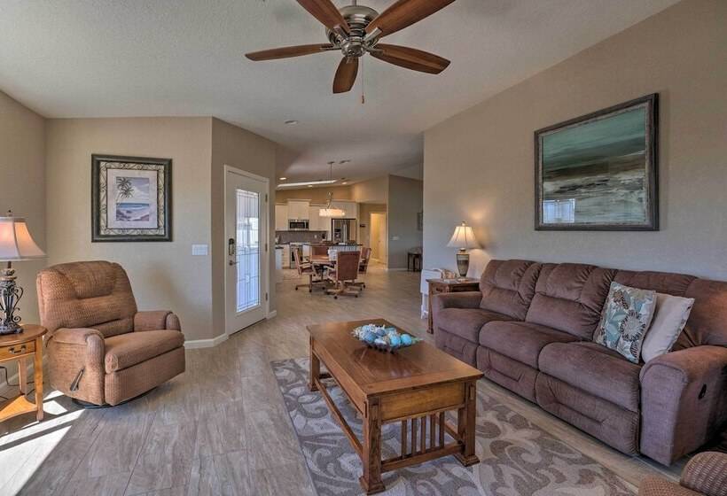 Spacious Home W/ Bbq, 1/2 Mi To Lake Havasu!