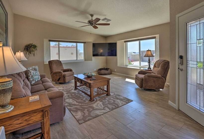 Spacious Home W/ Bbq, 1/2 Mi To Lake Havasu!