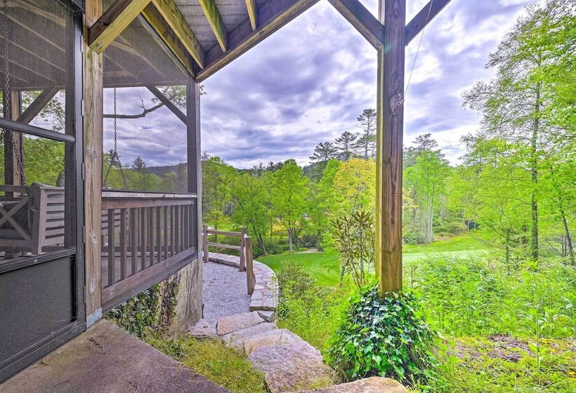 Cashiers Retreat W/ Fireplace & Mtn Views!