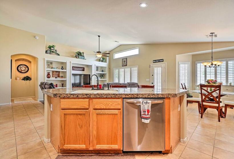 Surprise Home < 5 Mi To Stadium & Golfing!