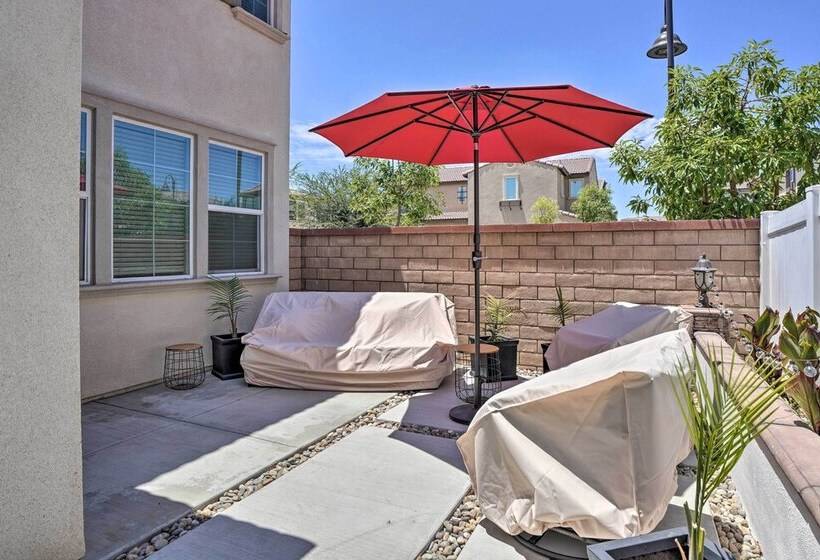Tasteful Menifee Home: Patio, By Theme Parks!