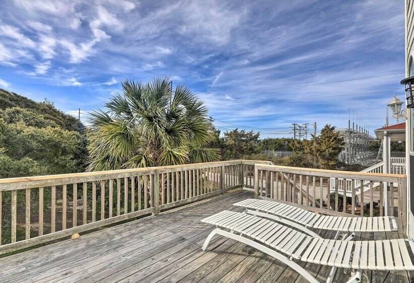 Waterfront Emerald Isle Home W/ Dock Access!
