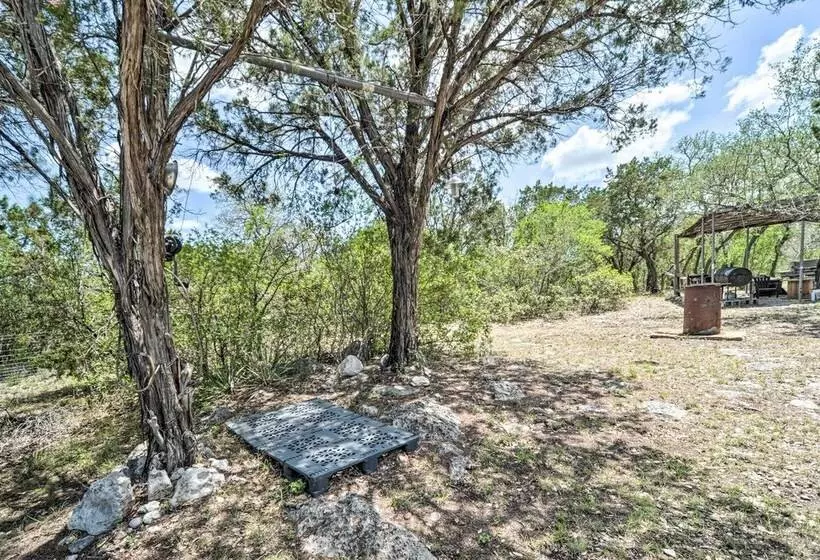 2 Rustic Cabins W/ Porches On Remote Ranch!