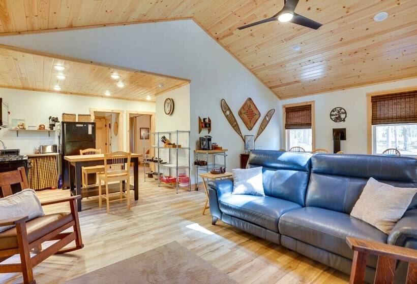 Beautiful Greig Cabin: 2 Mi To Brantingham!