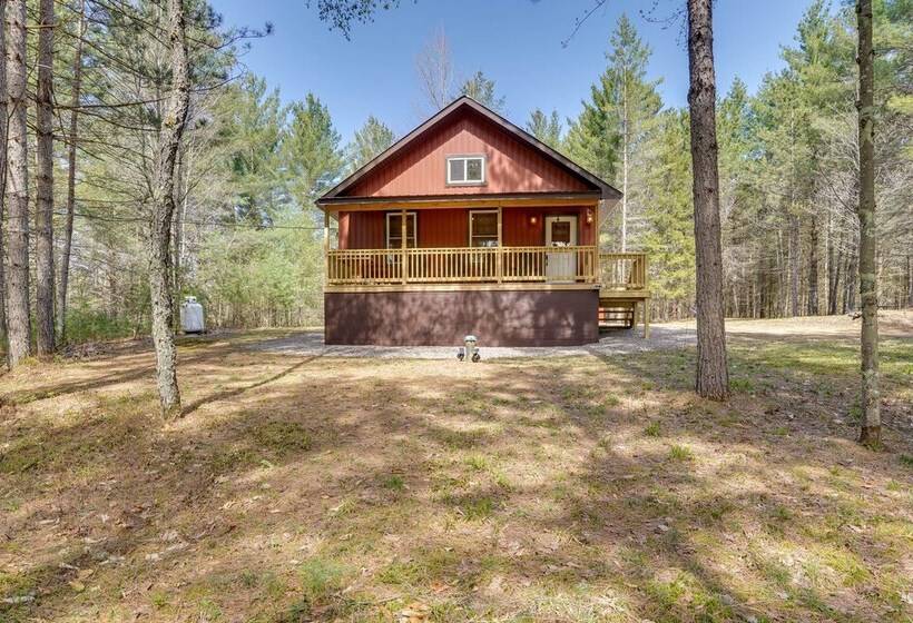Beautiful Greig Cabin: 2 Mi To Brantingham!