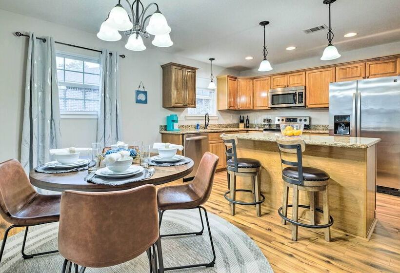 Long Beach Gulf Coast Cottage ~ Half Mi To Sand!