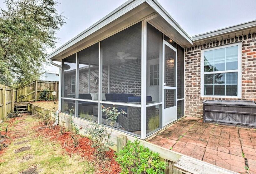 Long Beach Gulf Coast Cottage ~ Half Mi To Sand!