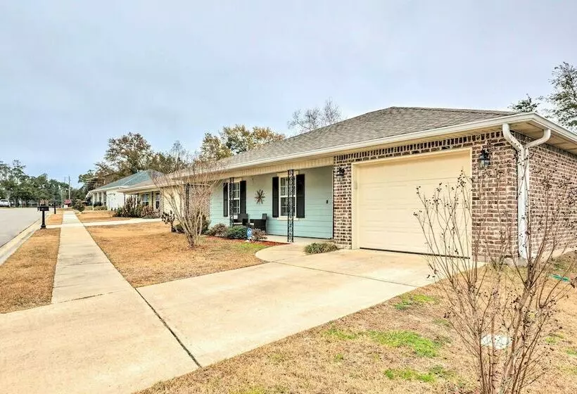 Long Beach Gulf Coast Cottage ~ Half Mi To Sand!