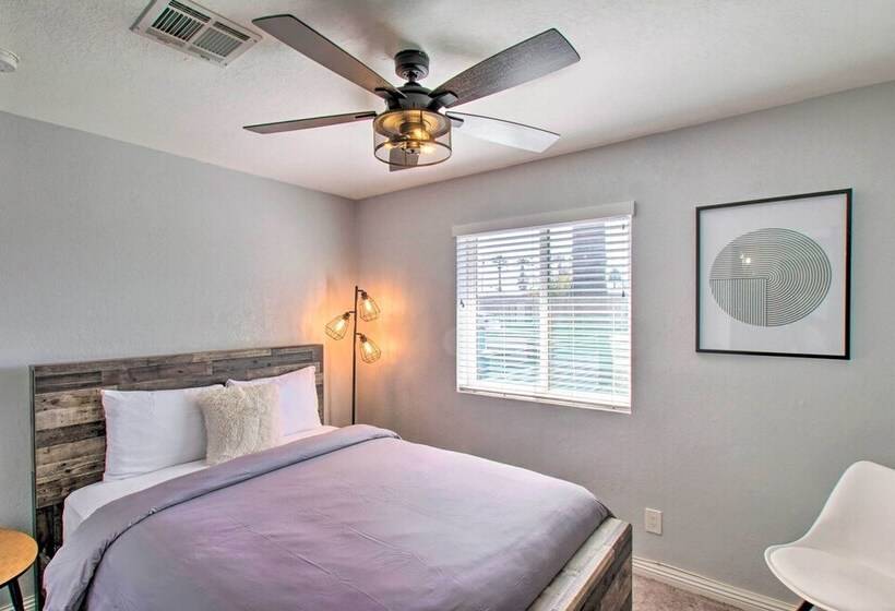 Charming Phoenix Home W/ Patio ~ 3 Miles To Dtwn!