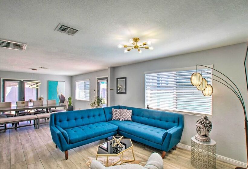 Charming Phoenix Home W/ Patio ~ 3 Miles To Dtwn!