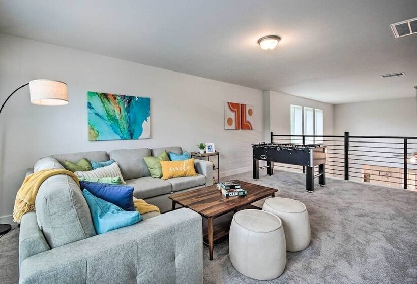 Chic Houston Home W/ Game Room ~ 8 Mi To Dtwn