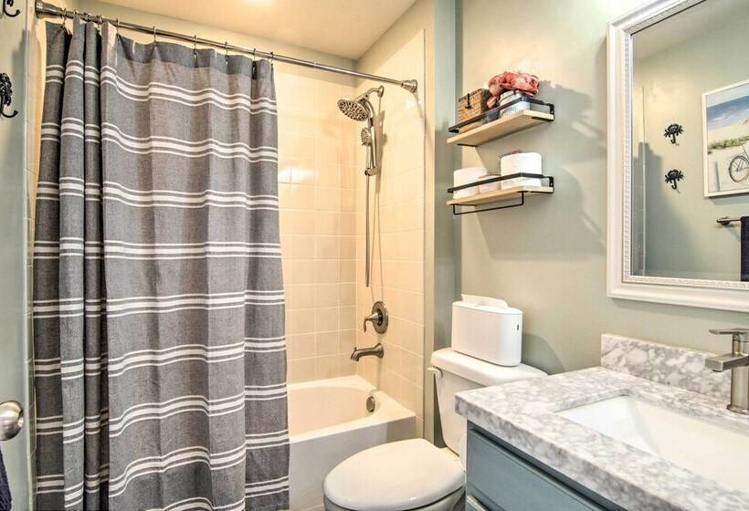 Chic Ocean View Home ~ 5 Mi To Bethany Beach!