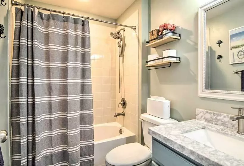 Chic Ocean View Home ~ 5 Mi To Bethany Beach!