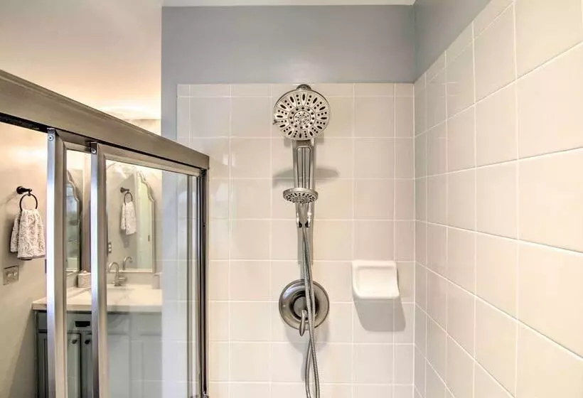 Chic Ocean View Home ~ 5 Mi To Bethany Beach!