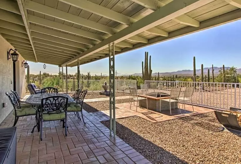 Classy Tucson Escape W/ Fire Pit On 5 Acres!