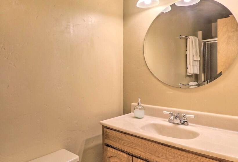 Columbia Falls Home: 14 Mi To Glacier Natl Park!