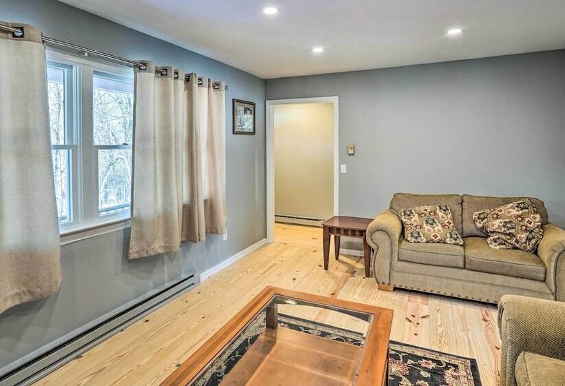 Cozy Southern Vermont Home W/ On Site Trails