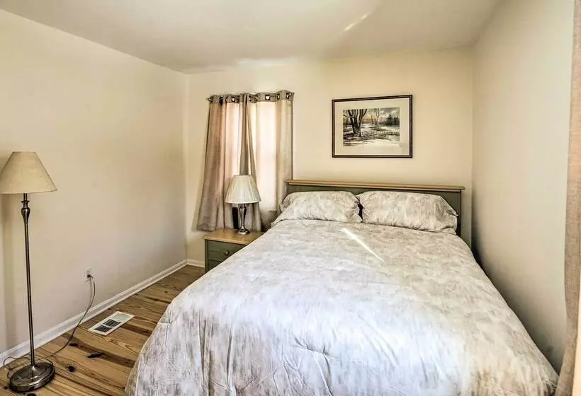 Cozy Southern Vermont Home W/ On Site Trails