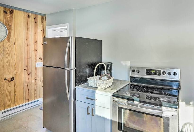 Cozy Southern Vermont Home W/ On Site Trails