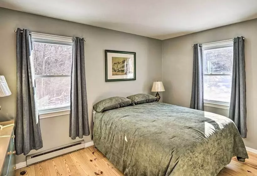 Cozy Southern Vermont Home W/ On Site Trails