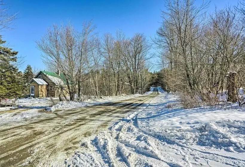 Cozy Southern Vermont Home W/ On Site Trails