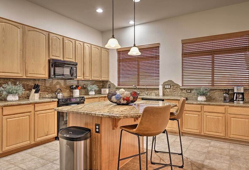 Estrella Mountain Home W/ Heated Pool & Fire Pit!