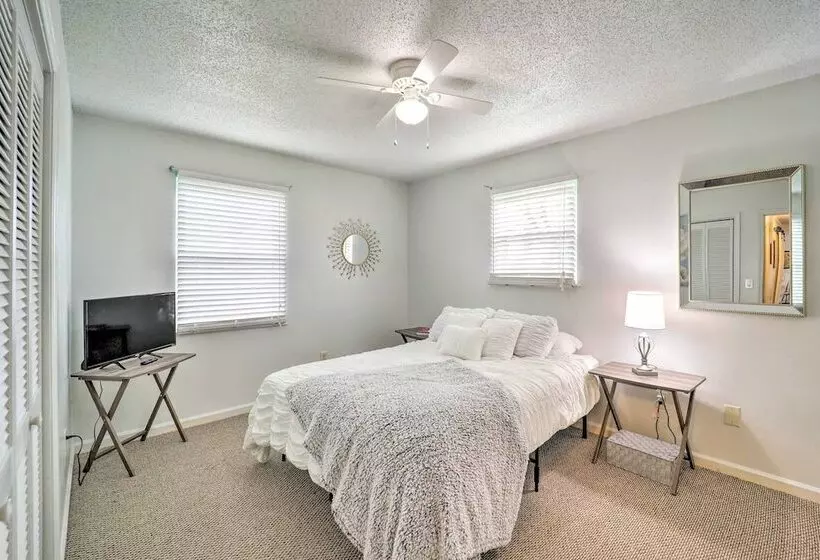 Familyfriendly Jonesborough Retreat W/ Yard!