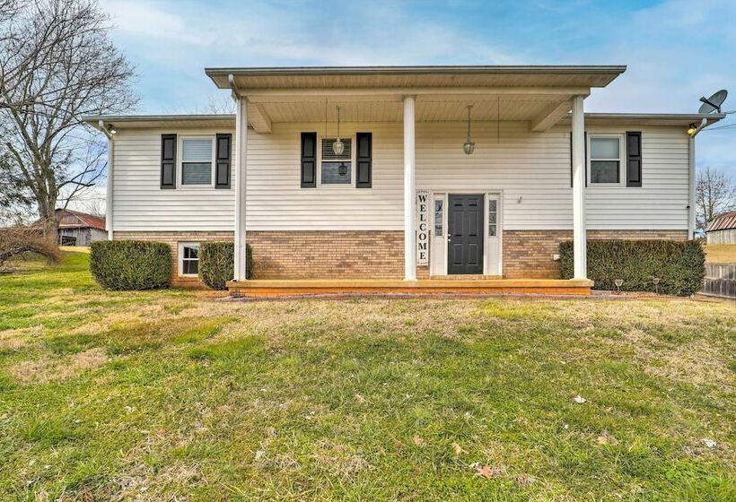 Familyfriendly Jonesborough Retreat W/ Yard!