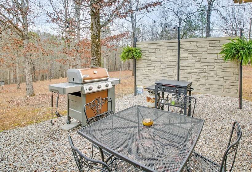 < 5 Mi To Lake Desoto: Grand Hot Springs Home