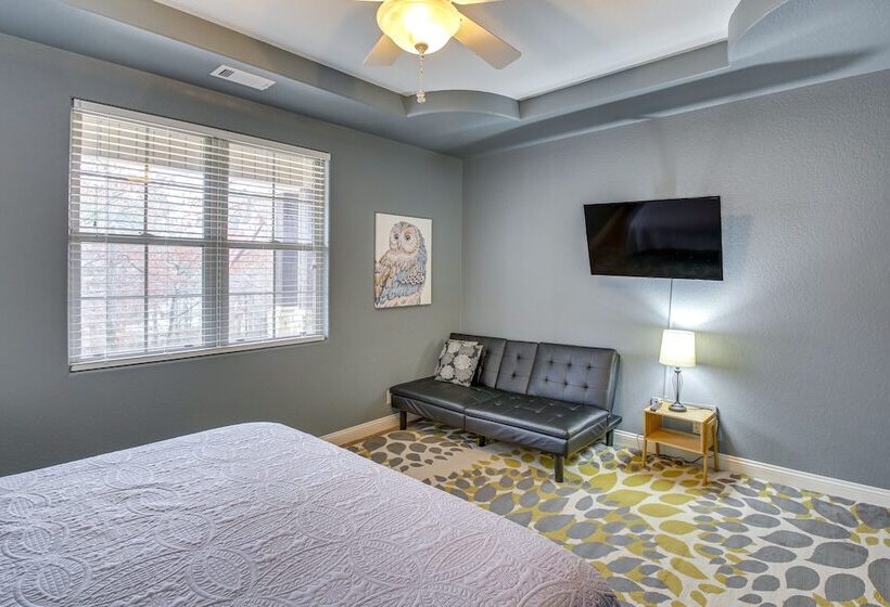 < 5 Mi To Lake Desoto: Grand Hot Springs Home