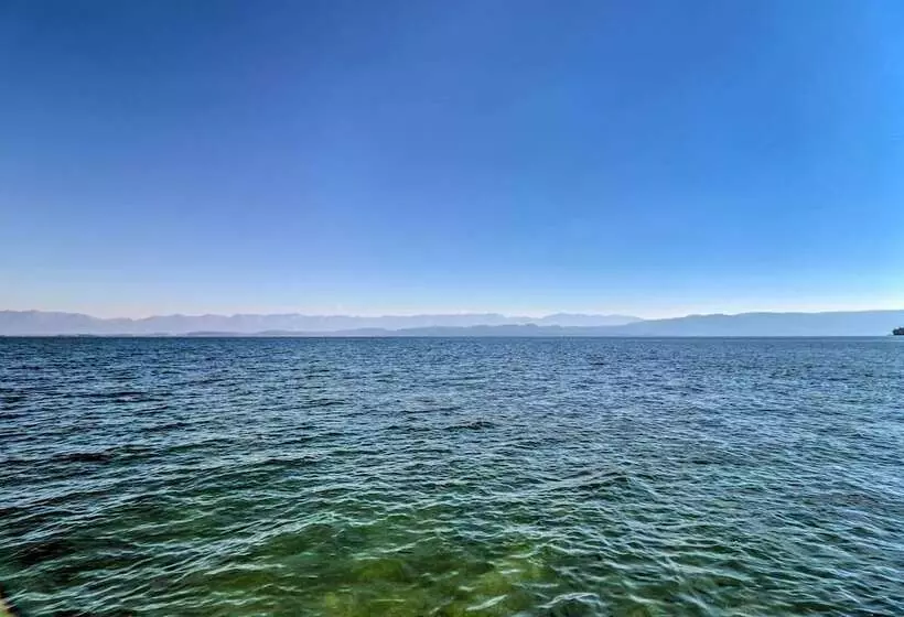 Lakeside Cabin W/ Beach ~ 14 Mi To Ski Area!