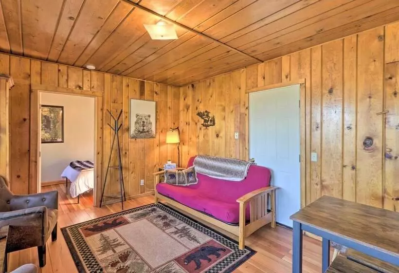 Lakeside Cabin W/ Beach ~ 14 Mi To Ski Area!