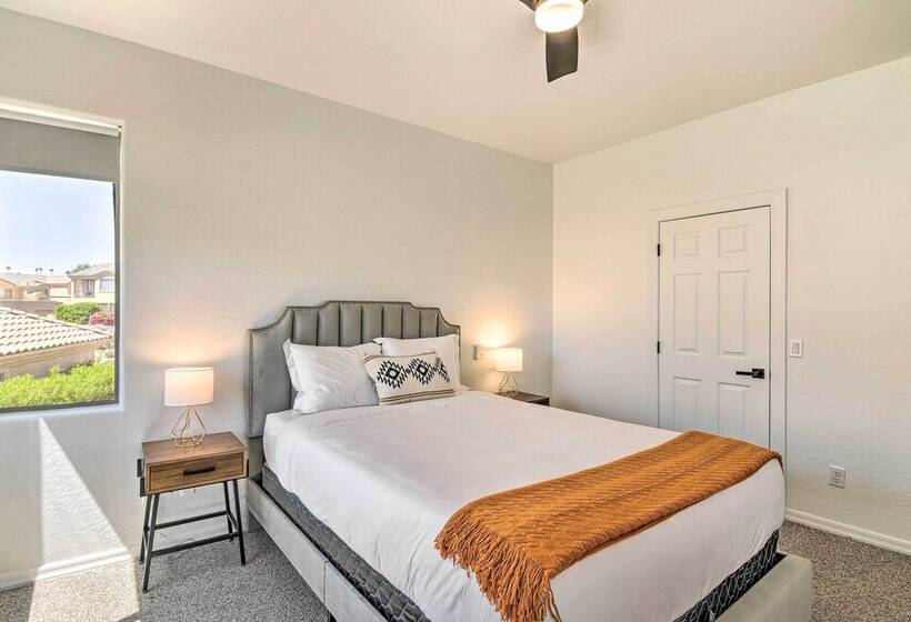 Fountain Hills Home W/ Pool, Spa & Putting Green!