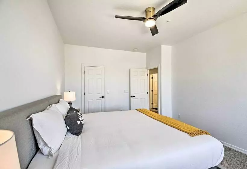 Fountain Hills Home W/ Pool, Spa & Putting Green!