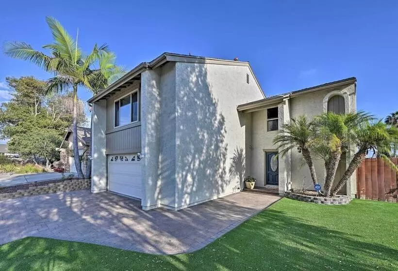 Modern Oceanside Home W/ Pool & Putting Green