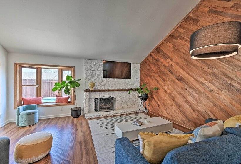 Modern Oceanside Home W/ Pool & Putting Green