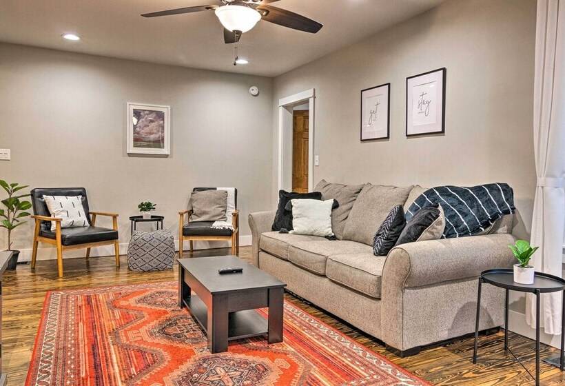 Modern Weaverville Home With Outdoor Fire Pit!