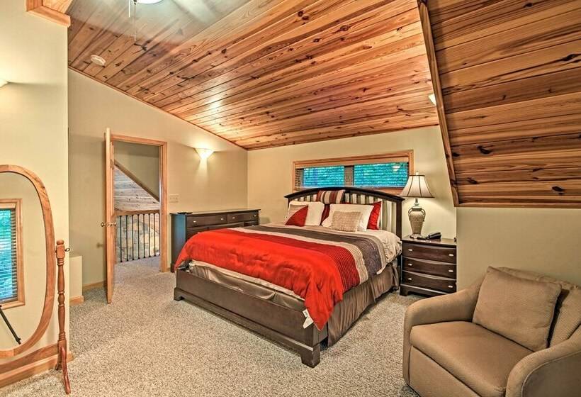 Mtn Home W/ Nature Preserve Views By Hiking Trails