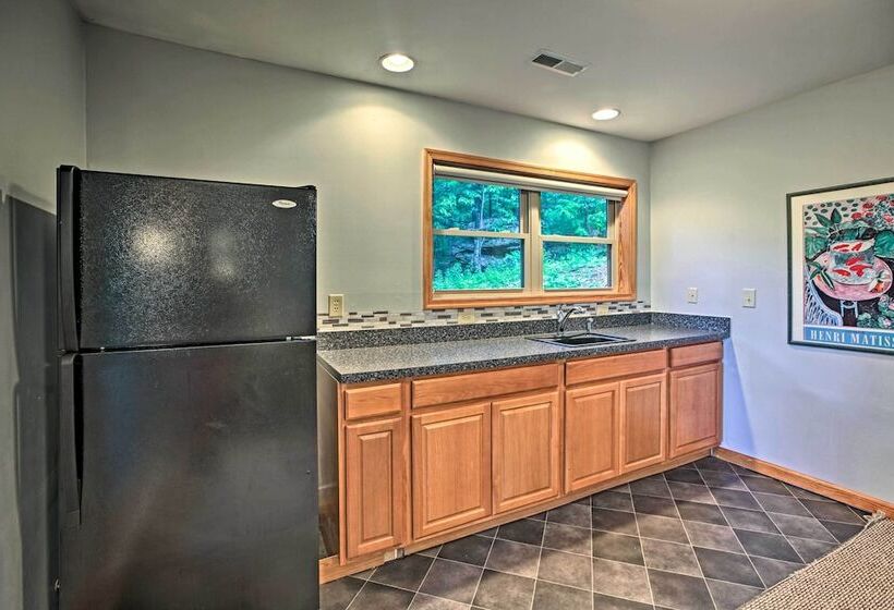 Mtn Home W/ Nature Preserve Views By Hiking Trails