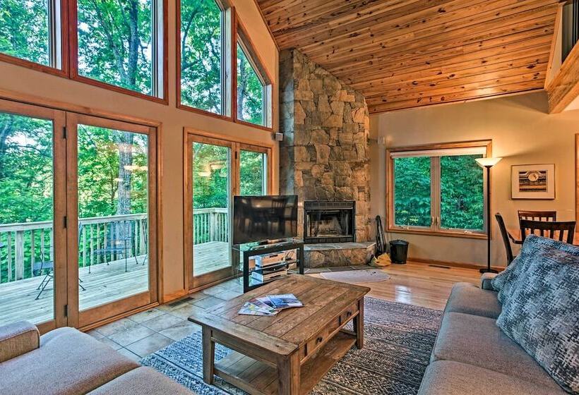 Mtn Home W/ Nature Preserve Views By Hiking Trails